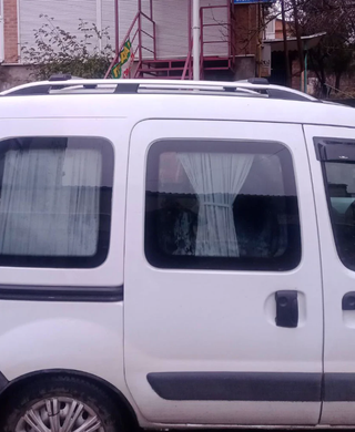 Рейлинги на крышу RENAULT KANGOO 1999-2008 цельные серые SKYPORT