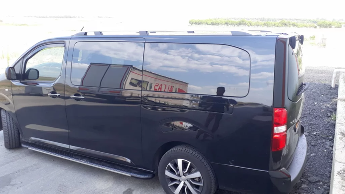 Рейлинги на крышу OPEL VIVARO 2019+ цельные серые SKYPORT короткая база