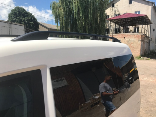 Рейлинги на крышу VOLKSWAGEN CADDY 2010-2020 цельные черные SKYPORT короткая база