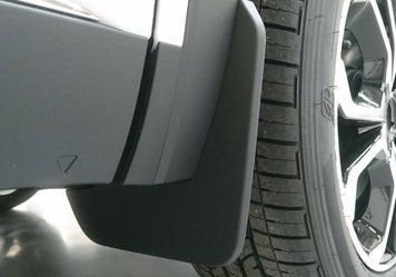 Брызговик Renault Arkana 19- задний правый