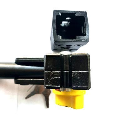 Фаркоп Seat TOLEDO III 2005-2012 МІНІВЕН 33020/VM UMBRA RIMORCHI вертикальний напівавтомат
